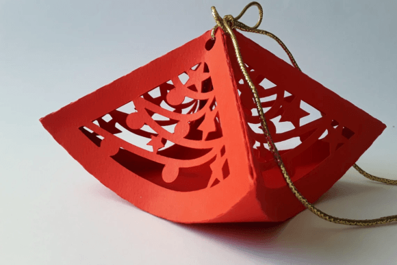 Christmas Tree Ornament Box: A 3D SVG Review
